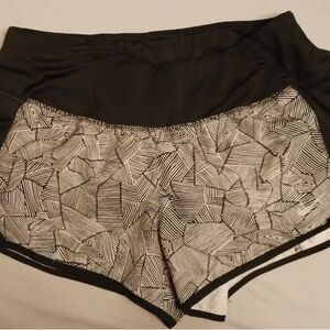 Nike Dri-FIT Women's Black & White Athletic Running Shorts, Small